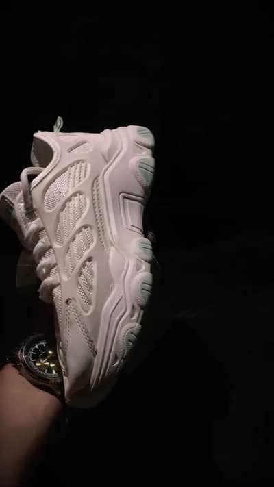 White chunky fashion sneakers size 36