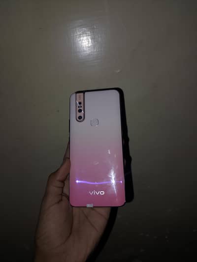 Vivo V15