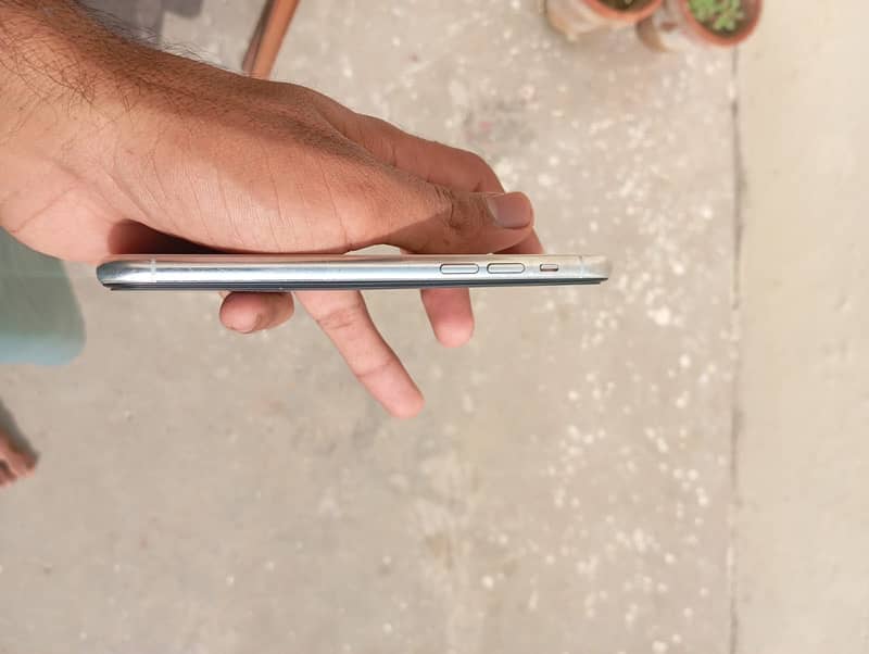 Apple iPhone 11 Pro 5