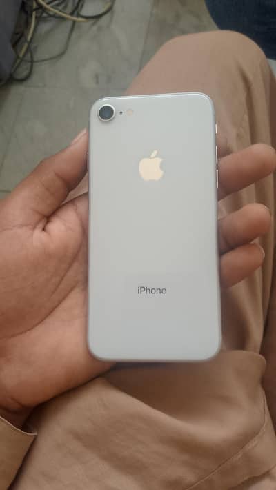 Apple iPhone 8