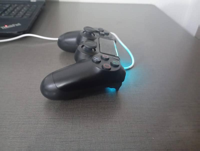 SONY PS4 CONTROLLER 10
