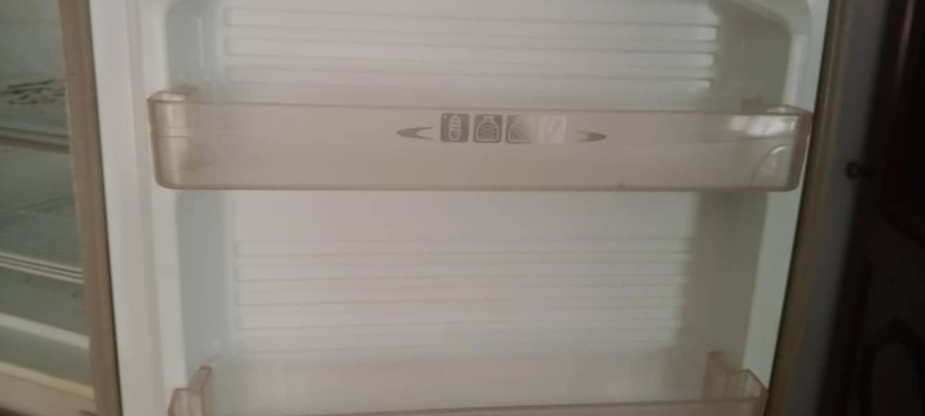 Dawlance refrigerator 6