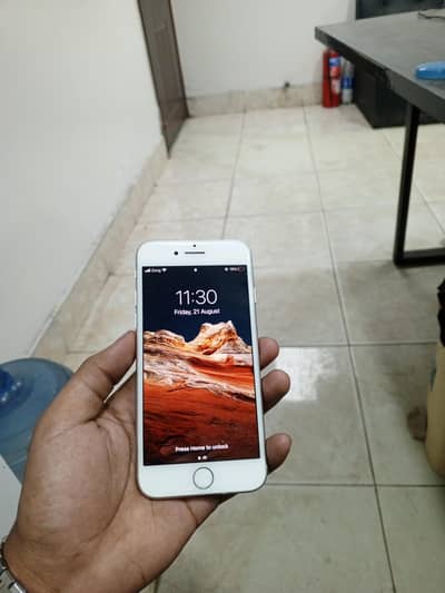 Apple iPhone 7