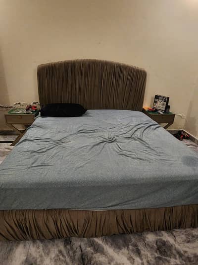 bed is selling iin excellent condition