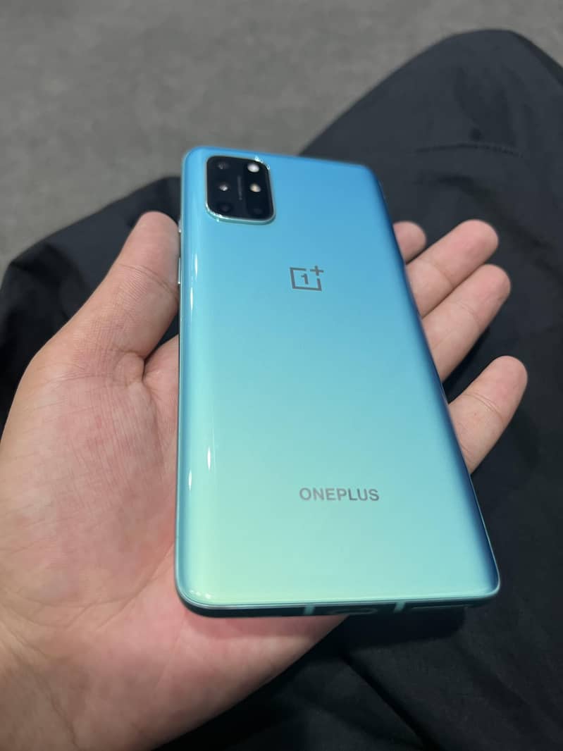 OnePlus 8t /. 12+256 2