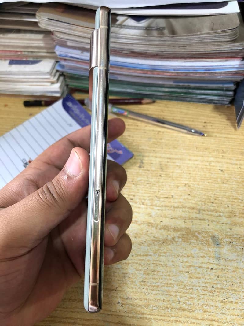 Google Pixel 7 Pro 4