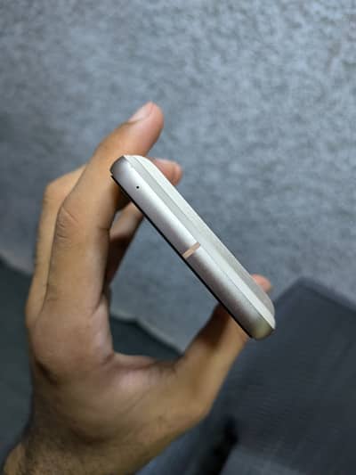 Google Pixel 8