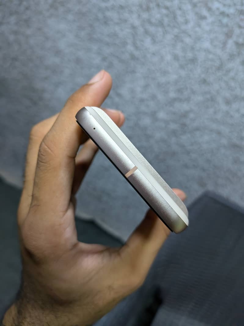 Google Pixel 8 0