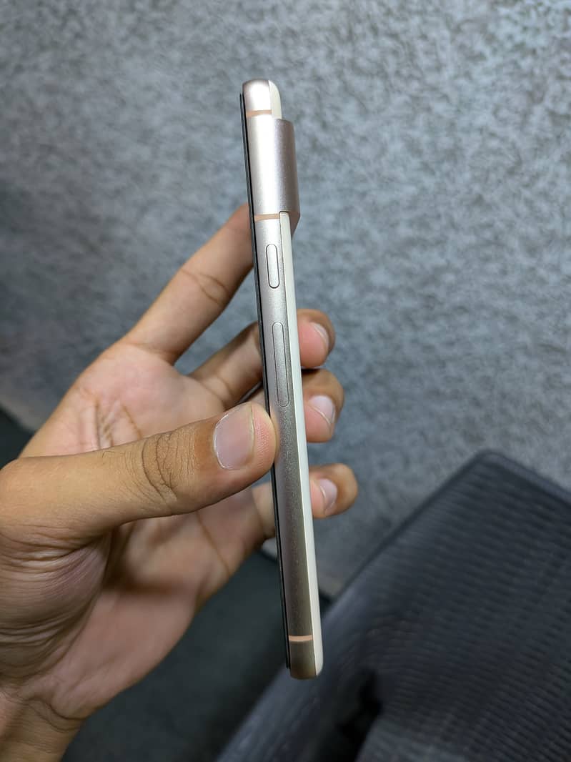 Google Pixel 8 1