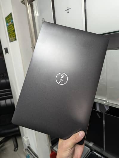 Dell latitude 5500| Core i5-8th Gen| 8 GB RAM DDR4| 256 GB SSD NVMe