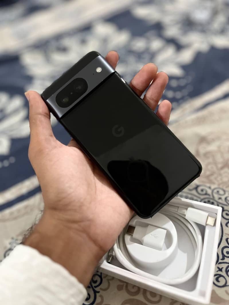 Google Pixel 8 2