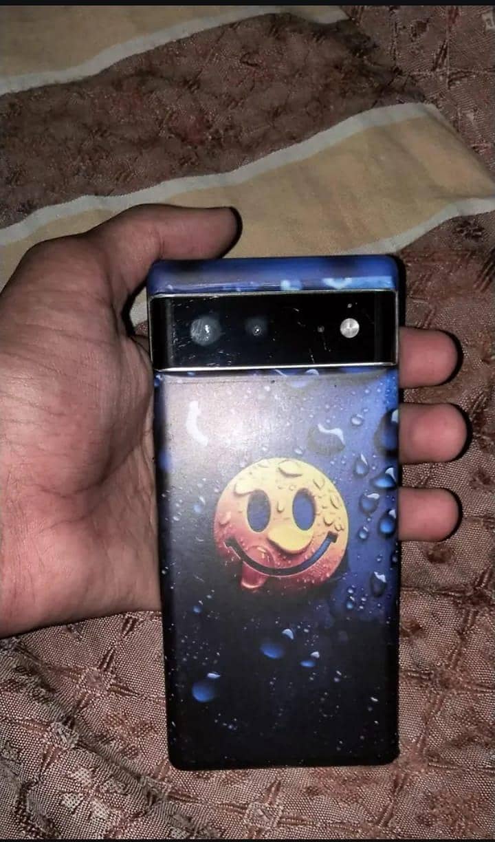 Google Pixel 6 4