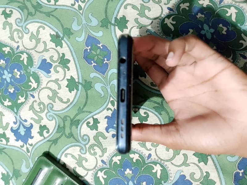 Tecno CAMON 18T 1