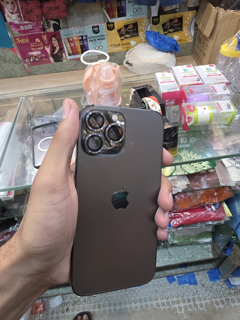 Apple iPhone 13 Pro Max 2