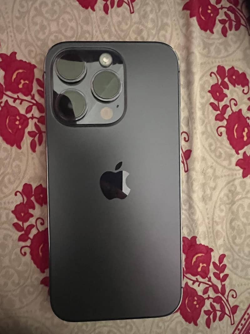 Apple iPhone 14 Pro 4