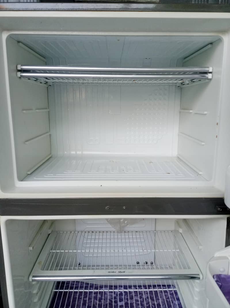 dawlance refrigerator 0