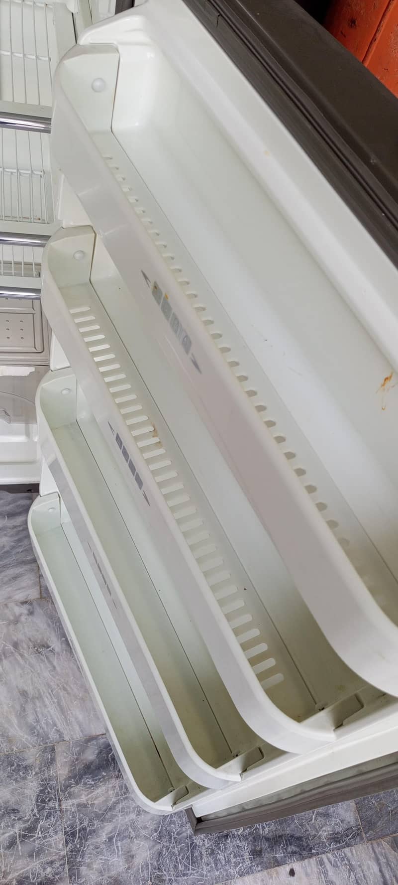 dawlance refrigerator 3