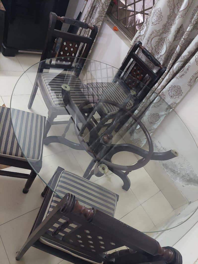 dinning table 0