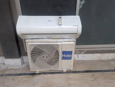 1 ton Ac Dc inverter Haier 1 Year warranty All okay