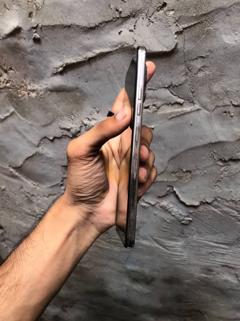 TECNO SPARK 30PRO 5