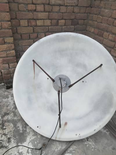 2 dish for sale urgent