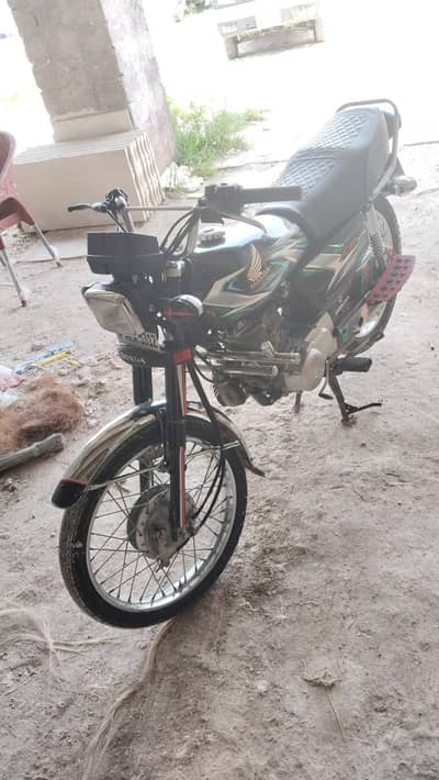 Honda CG 125 2023