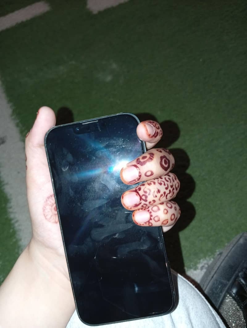 Apple iPhone 14 7