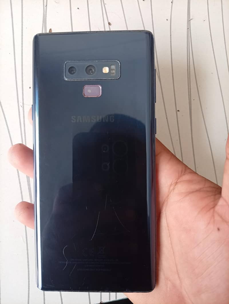 Samsung Mobile Note 9 1