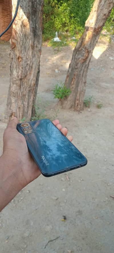 Infinix Note 11