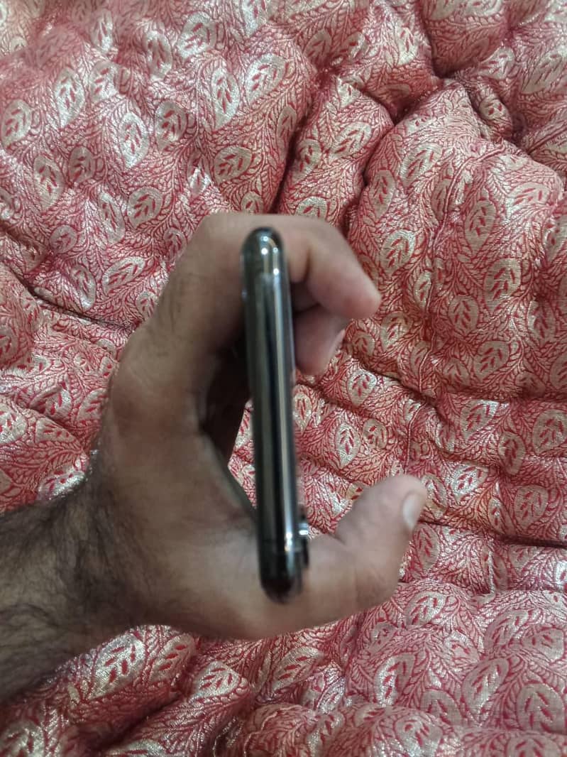 Apple iPhone X 7