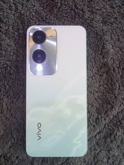 Vivo Y18