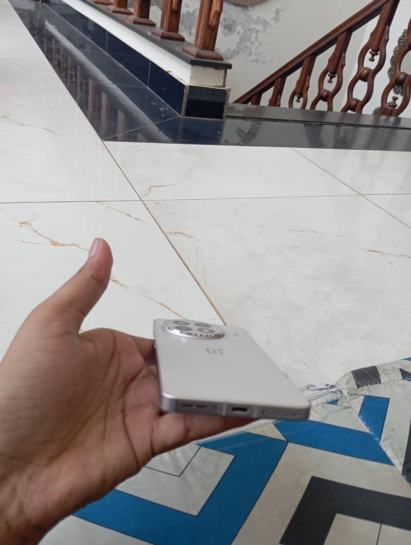 One Plus 13R 3