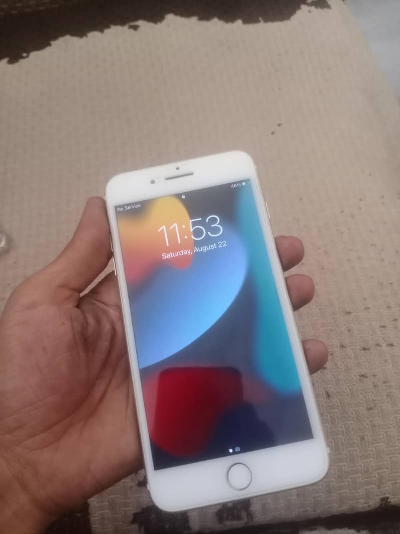 Apple iPhone 7 Plus 1