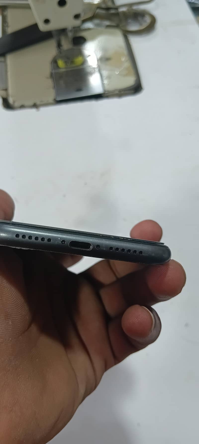 Apple iPhone 11 3
