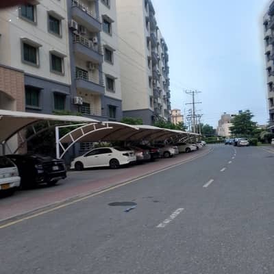 10 MARLA 3 BEDROOM APARTMENT AVAILABLE FOR SALE