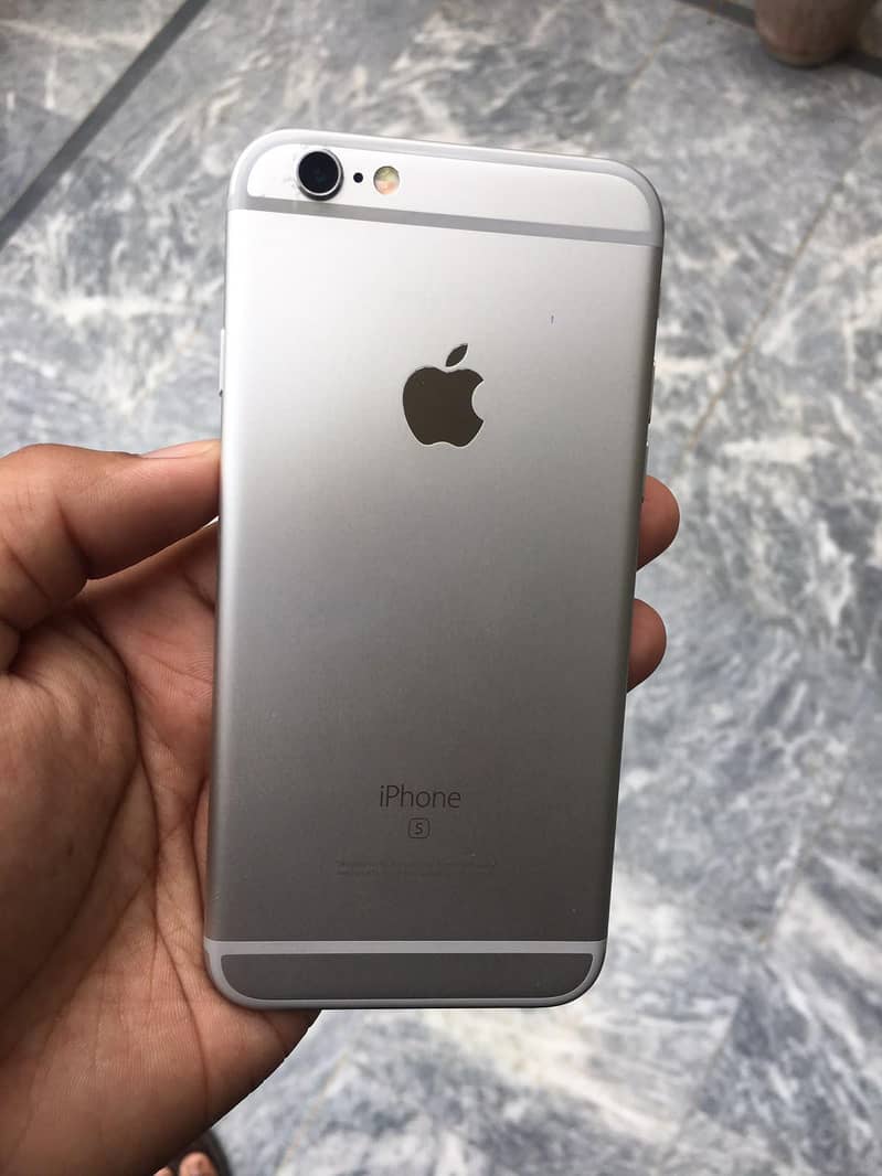 Apple iPhone 6S 1