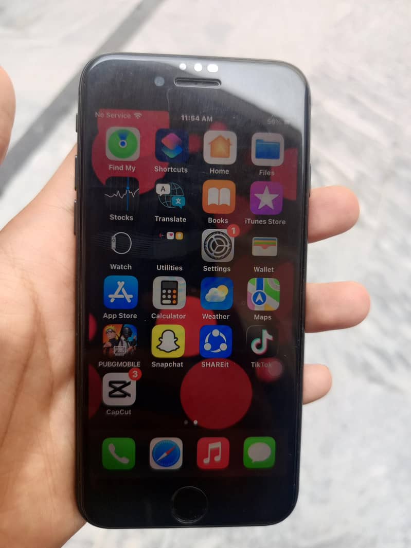Apple iPhone 7 2