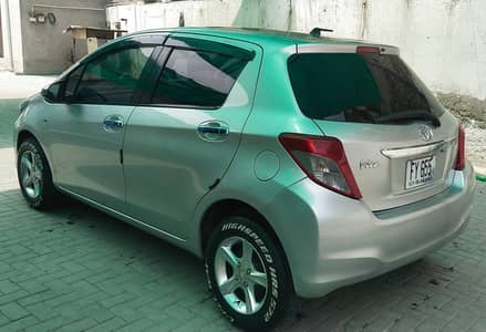 Toyota Vitz 2012