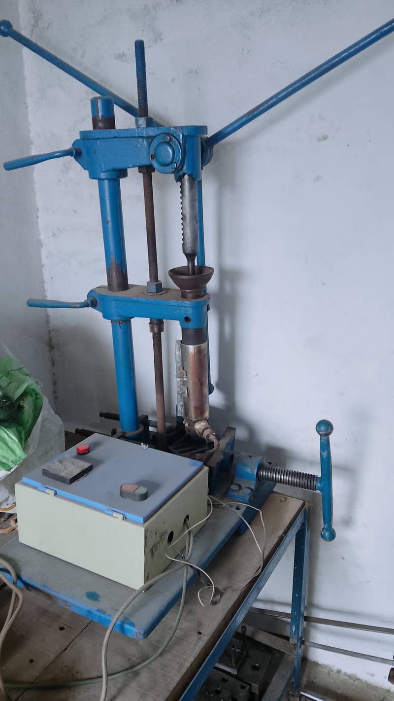 Electric Panel Molding Machine & Data cable DAI 2
