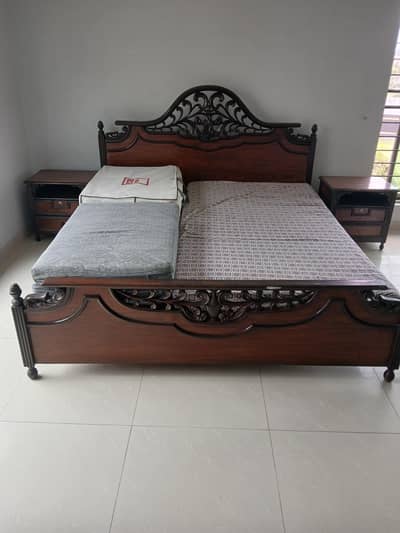 Bed with side table
