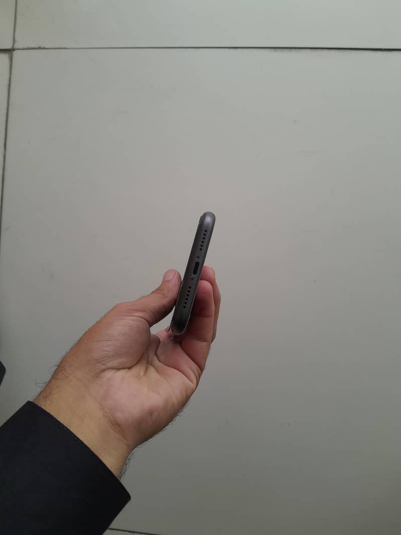 Apple iPhone 11 2