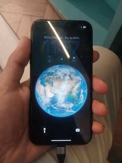 Apple iPhone 11 mdm 64 gb water pack urgent sale