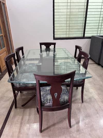Dinning Table 6 Chairs