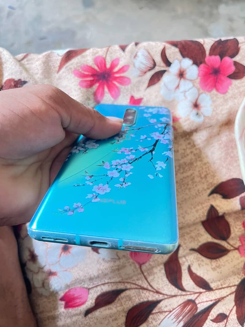 One Plus 8 5
