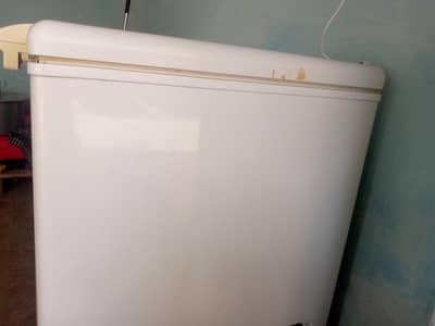 chalta hova freezer