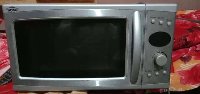 Microwave oven
