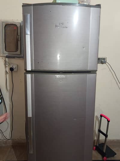 Dawlance fridge Large size
