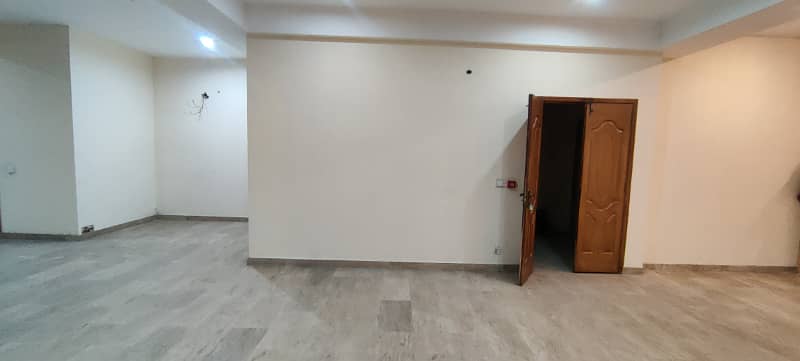 6 Marla Cheapest Price Plot 0