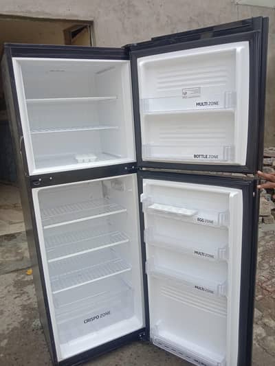 Frige for sell in new condition