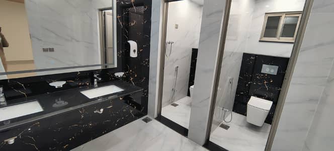 16 Marla Brand New Floors With AC & Generator Backup